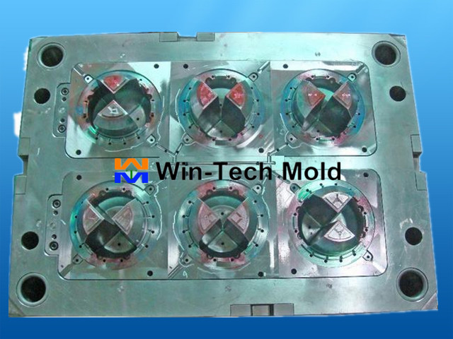 Plastic Injection Mold (04)